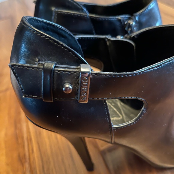 Guess ankle heels boots - Picture 4 of 5